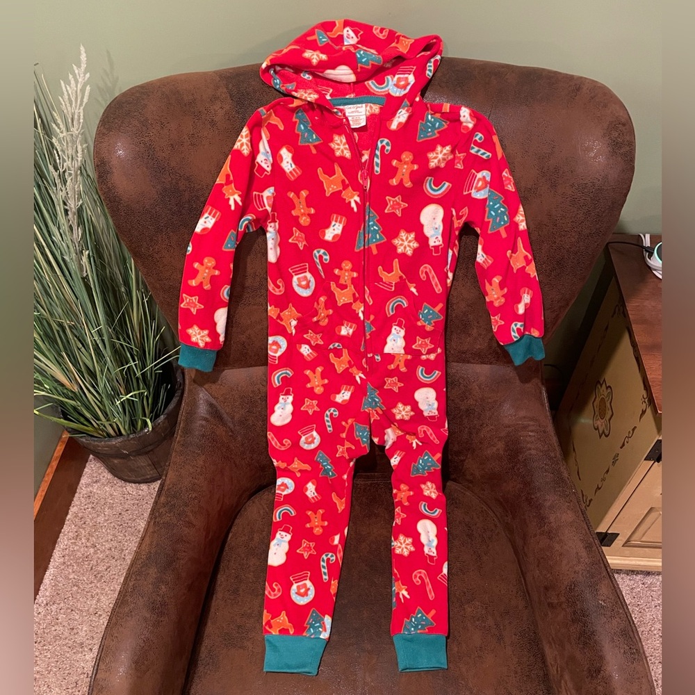 4T Cat&Jack Fleece Christmas PJ’s (unisex)